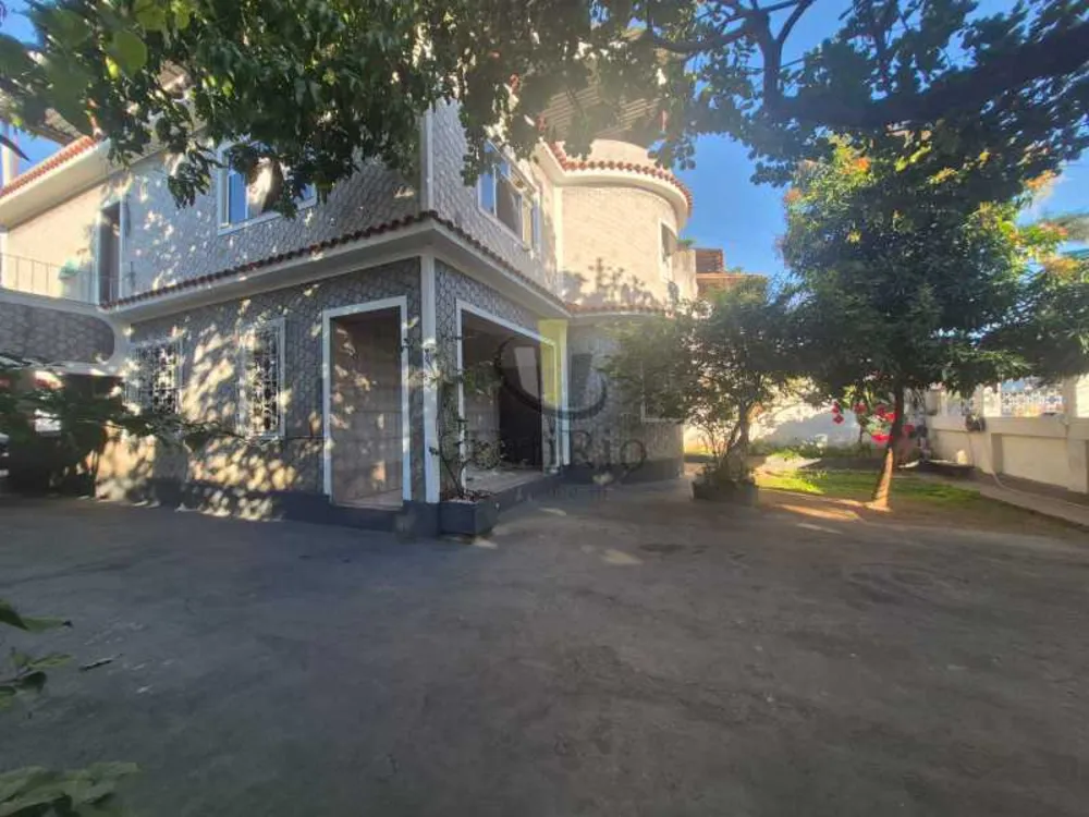 Casa, 5 quartos, 278 m² - Foto 2