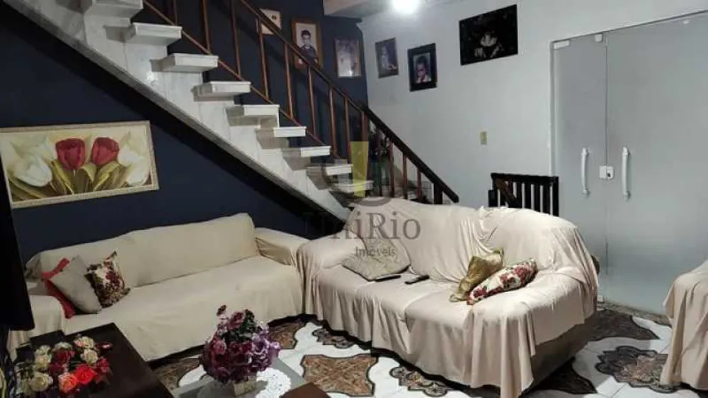 Casa de Condomínio, 4 quartos - Foto 1