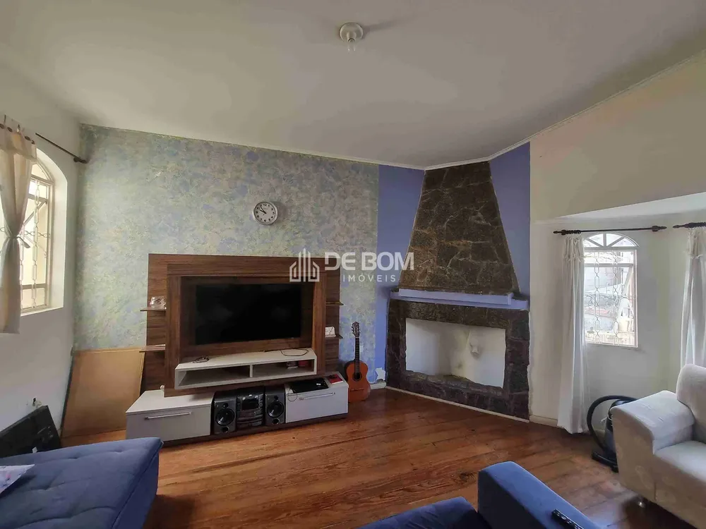 Casa, 4 quartos, 260 m² - Foto 1