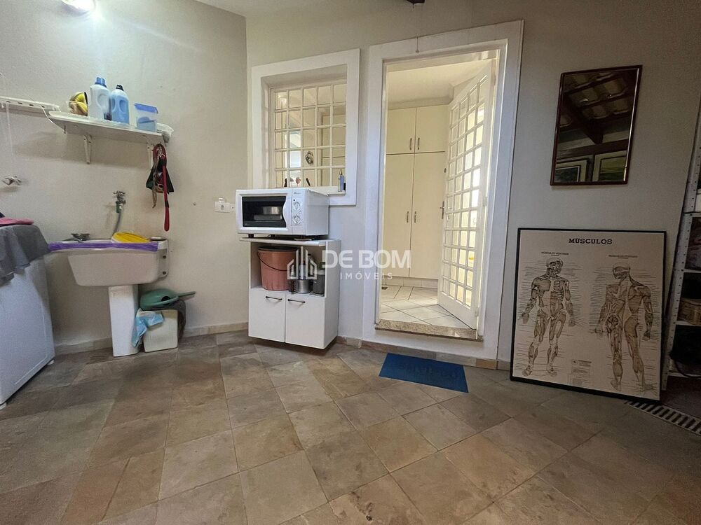 Casa, 3 quartos, 230 m² - Foto 2