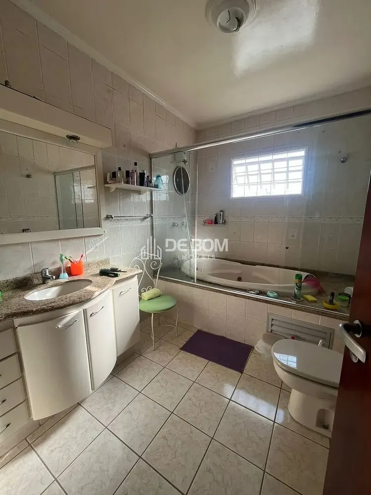 Casa, 3 quartos, 230 m² - Foto 16
