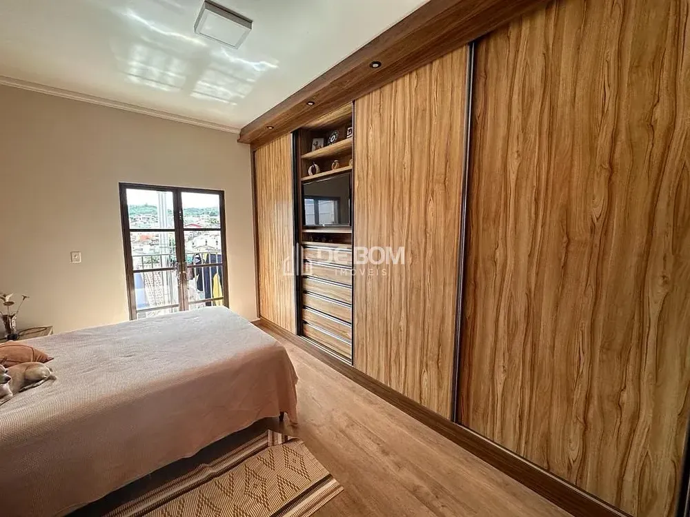 Casa, 3 quartos, 232 m² - Foto 12