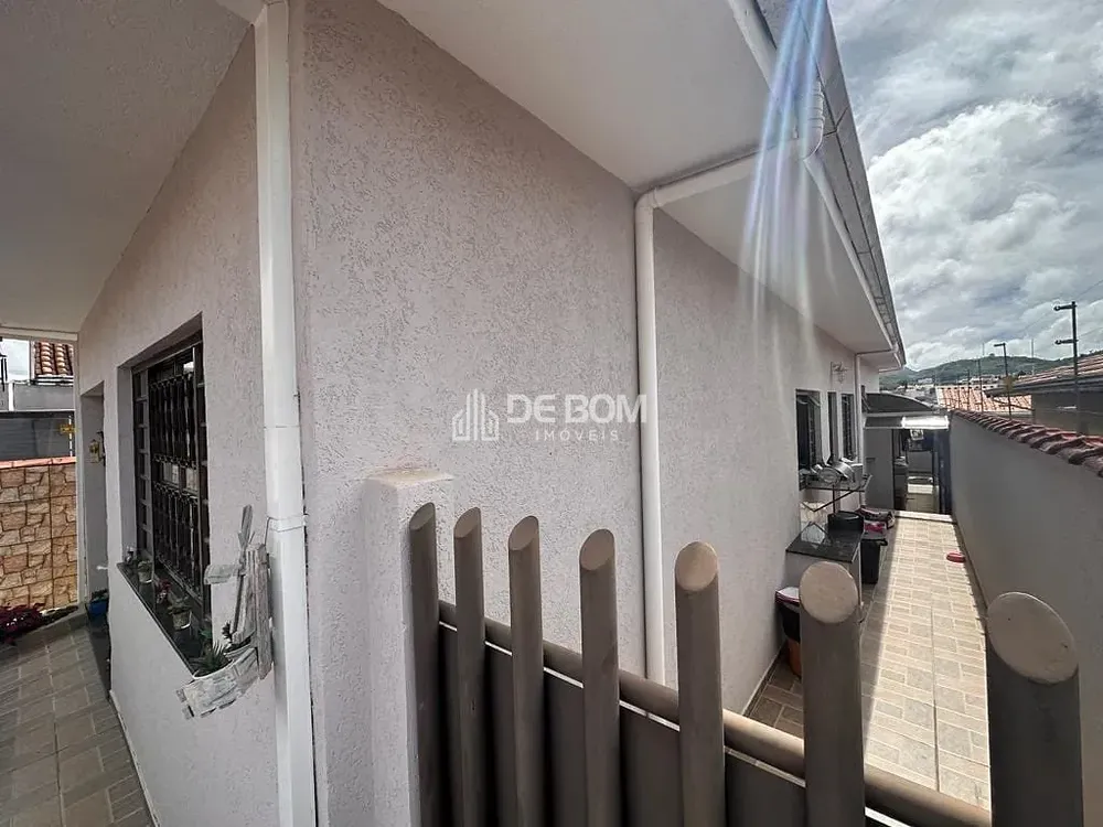 Casa, 3 quartos, 232 m² - Foto 5