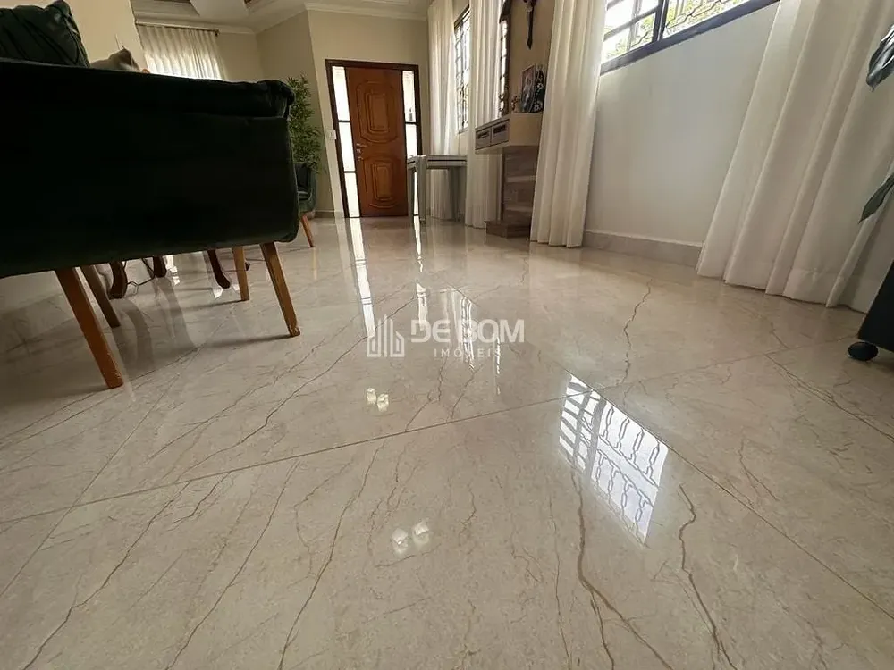 Casa, 3 quartos, 232 m² - Foto 9