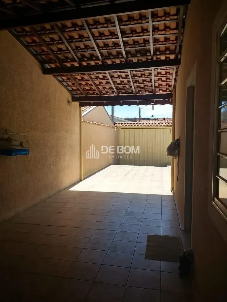 Casa, 3 quartos, 200 m² - Foto 1