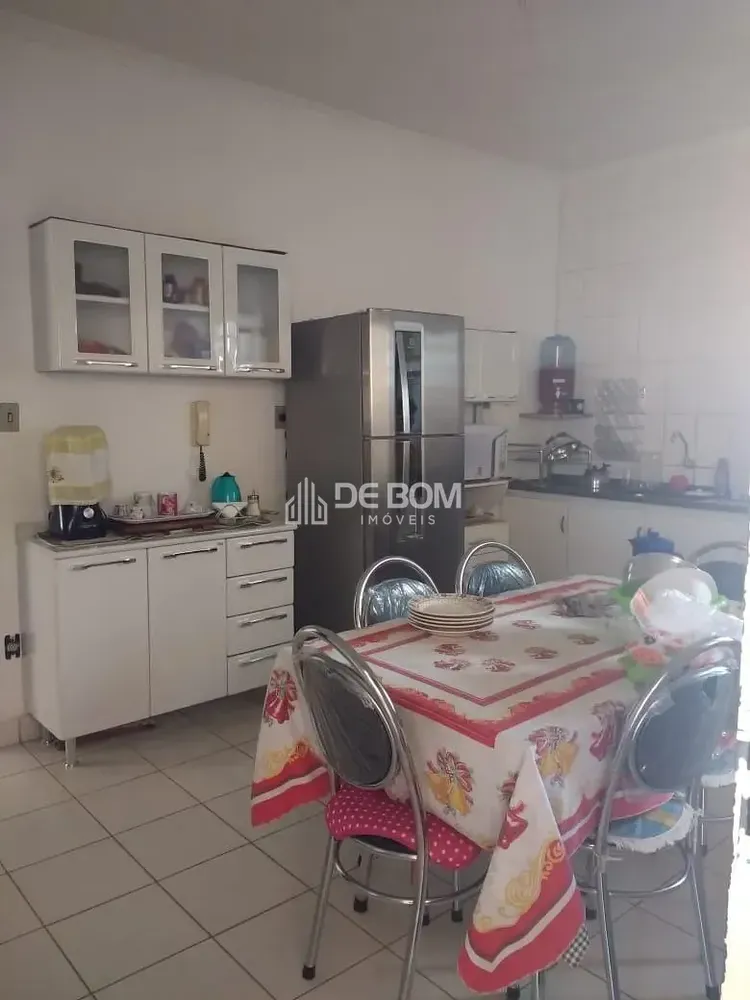 Casa, 3 quartos, 200 m² - Foto 4