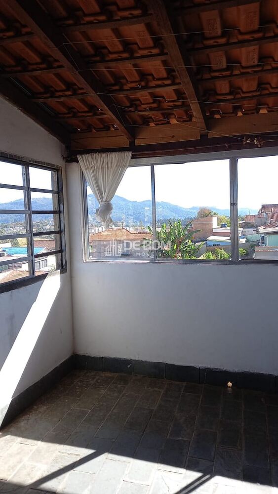 Casa, 3 quartos, 180 m² - Foto 1