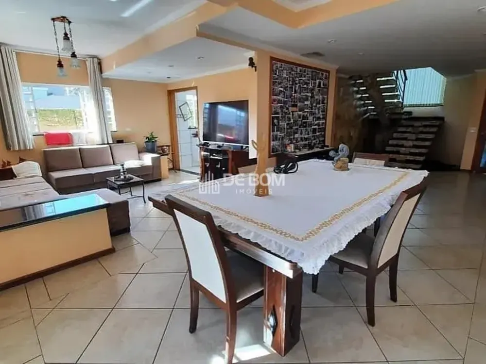 Casa, 5 quartos, 290 m² - Foto 3
