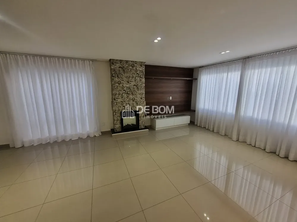 Casa, 4 quartos, 210 m² - Foto 3