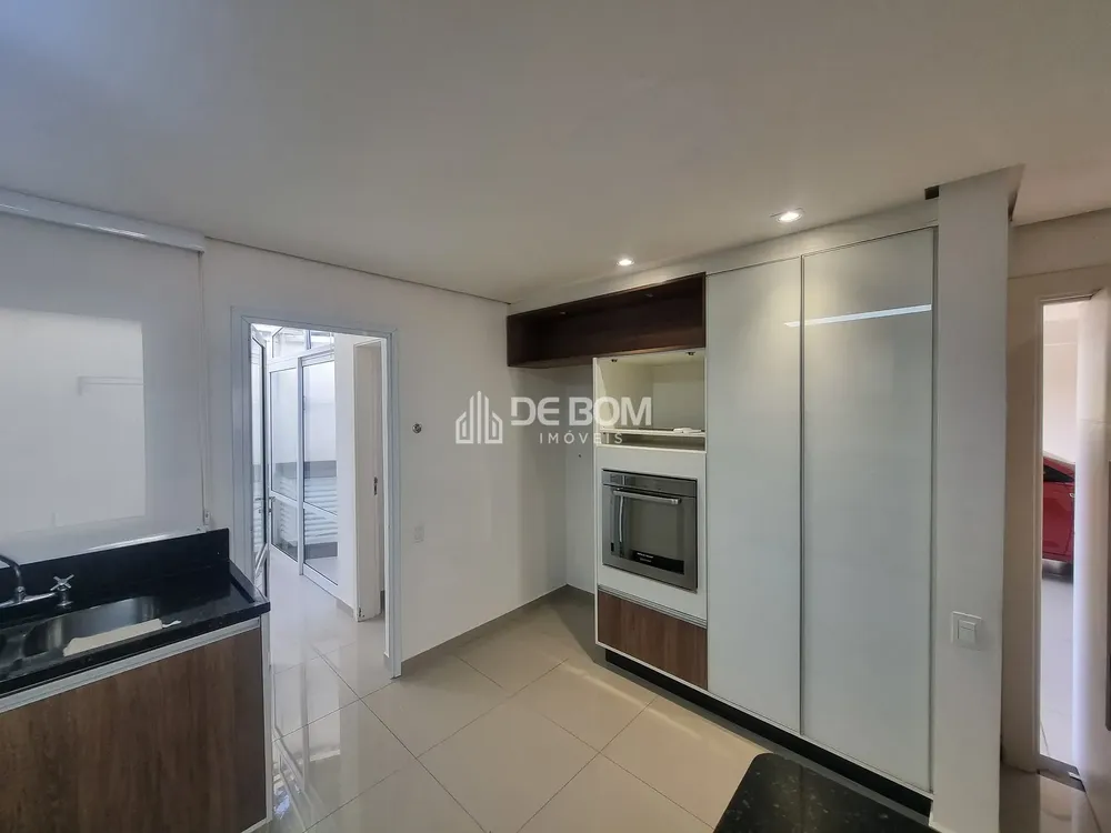 Casa, 4 quartos, 210 m² - Foto 2