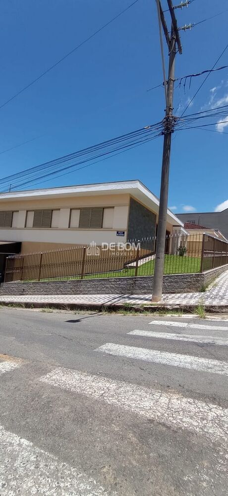 Casa, 3 quartos, 191 m² - Foto 1