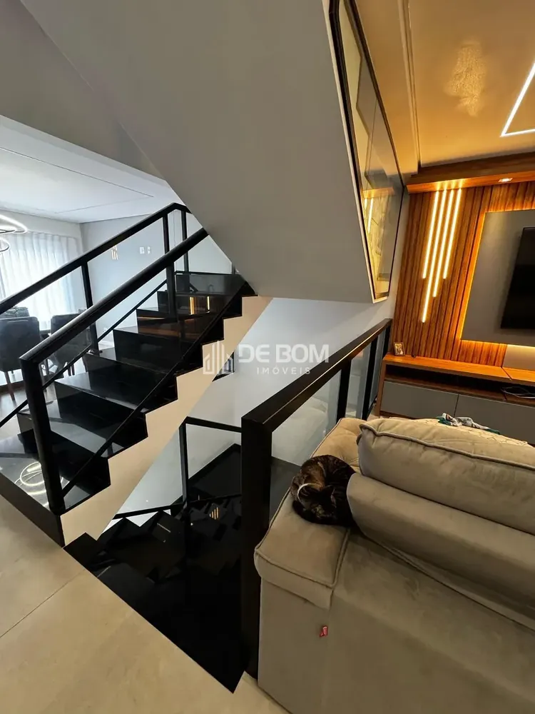 Casa, 3 quartos, 252 m² - Foto 10