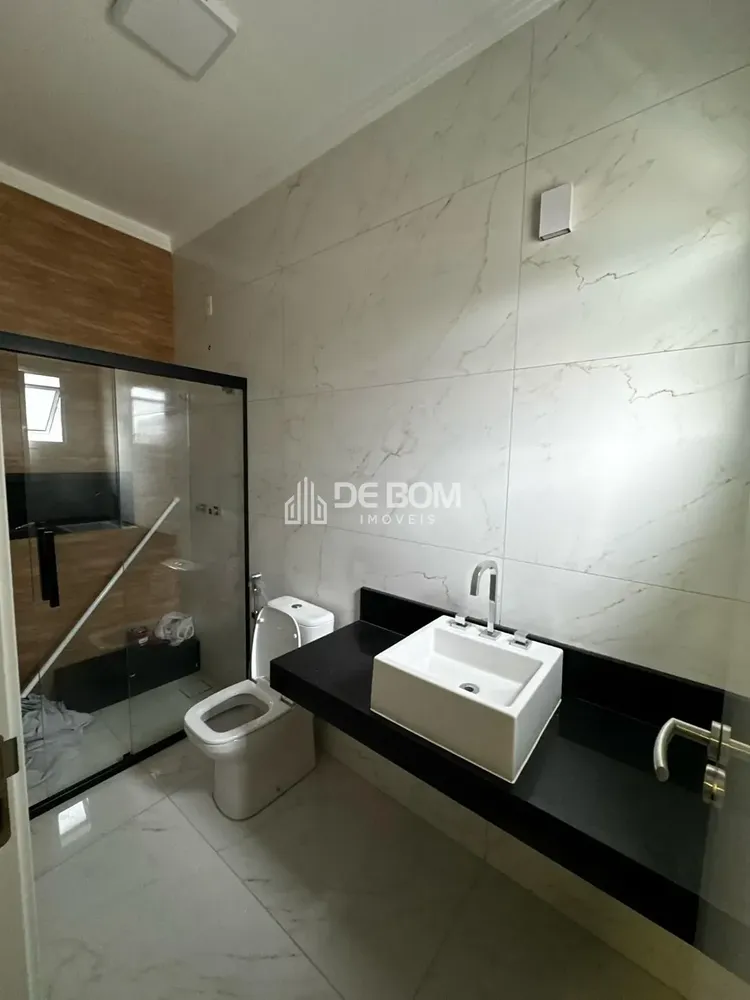 Casa, 3 quartos, 252 m² - Foto 15