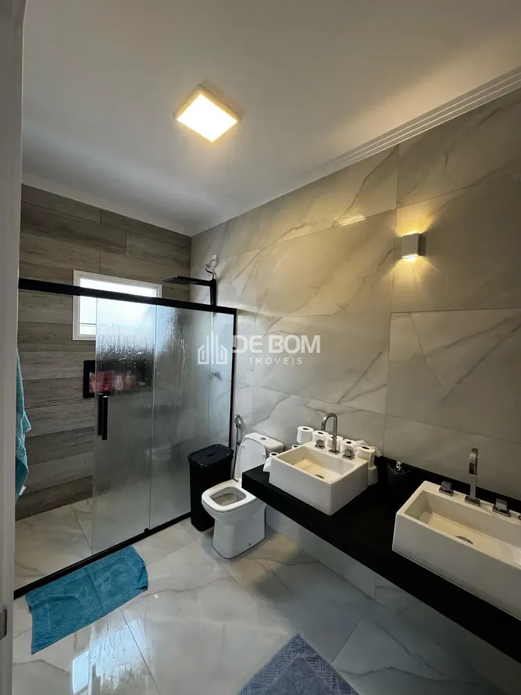 Casa, 3 quartos, 252 m² - Foto 14