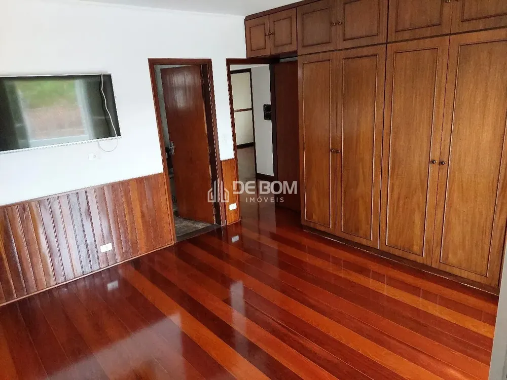 Casa, 3 quartos, 240 m² - Foto 3