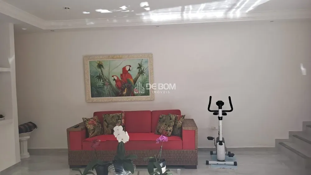 Casa, 3 quartos, 240 m² - Foto 13