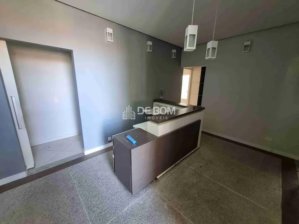 Casa, 1 quarto, 225 m² - Foto 2