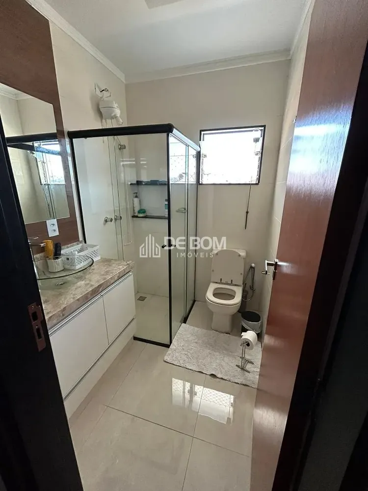 Casa, 3 quartos, 240 m² - Foto 9
