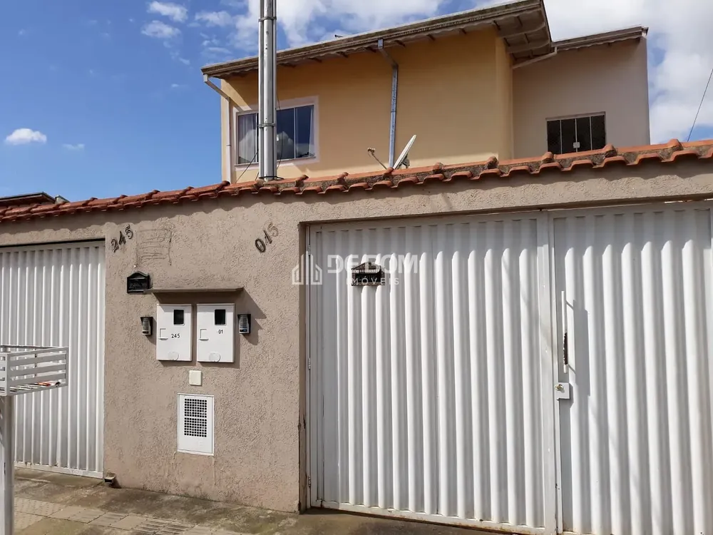 Casa, 3 quartos, 74 m² - Foto 2