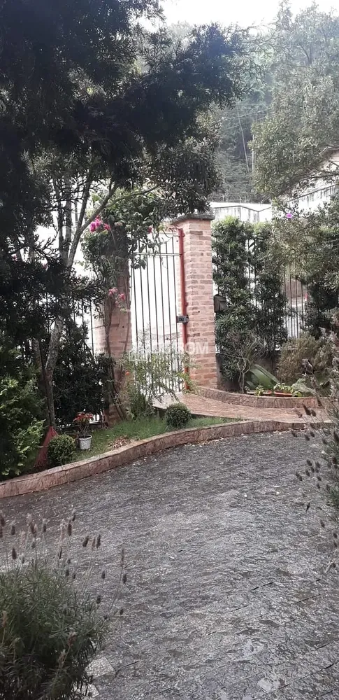 Casa, 4 quartos, 323 m² - Foto 2