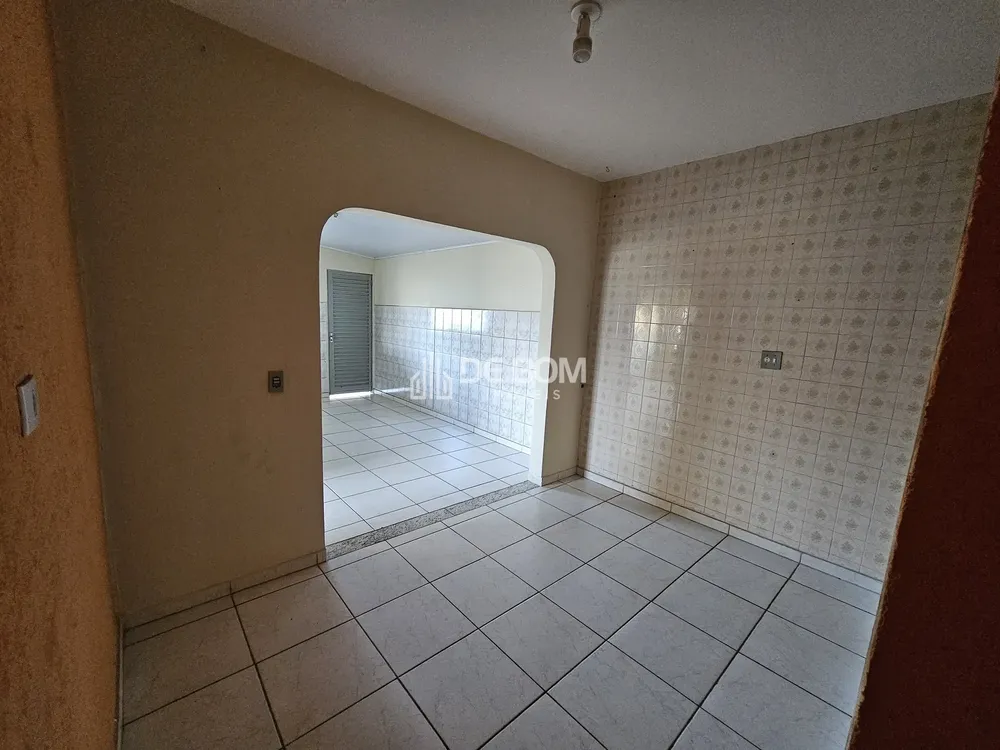 Casa, 5 quartos, 250 m² - Foto 5