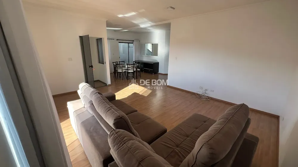 Casa, 3 quartos, 279 m² - Foto 1