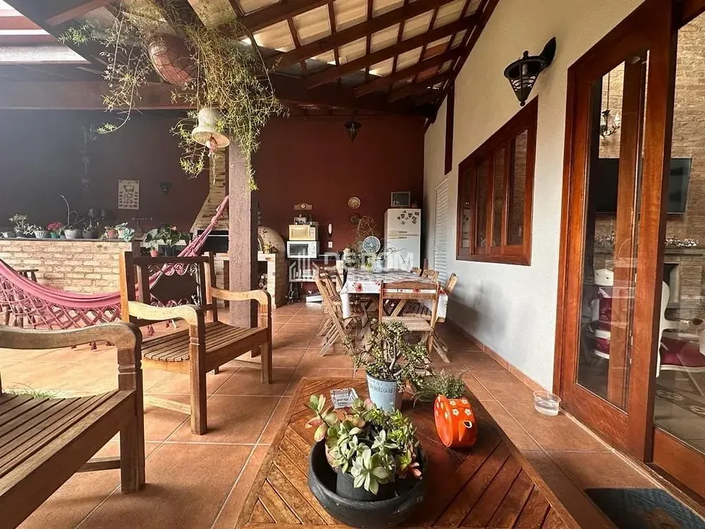 Casa, 3 quartos, 302 m² - Foto 3