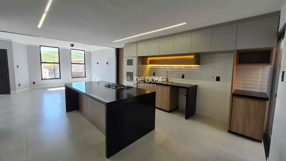 Casa, 4 quartos, 270 m² - Foto 11
