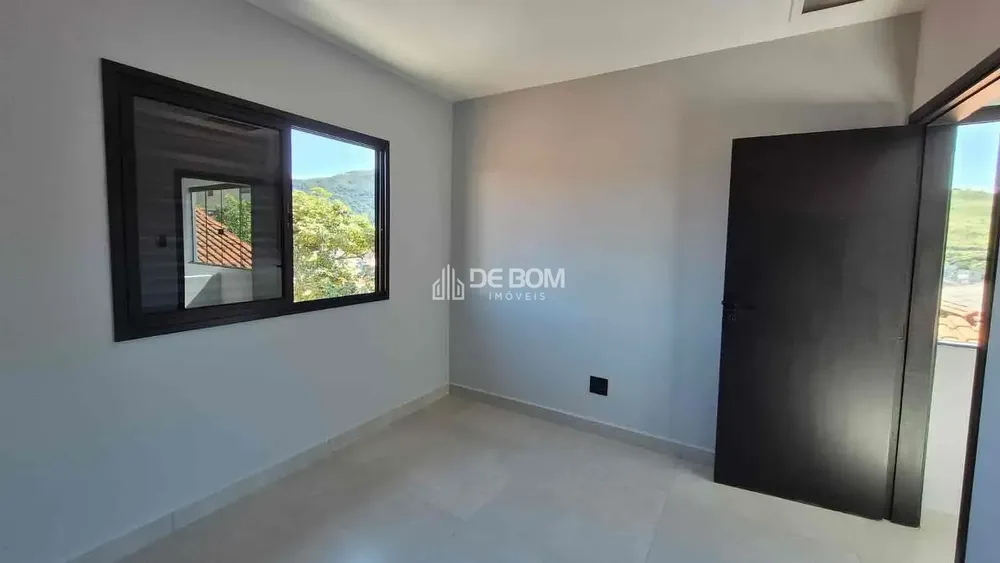 Casa, 4 quartos, 270 m² - Foto 20