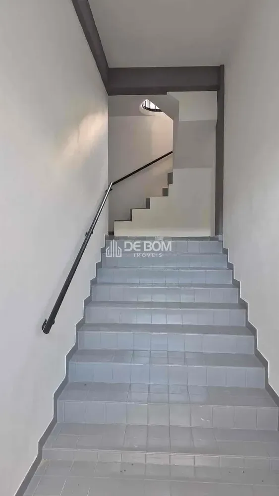 Casa, 4 quartos, 270 m² - Foto 2