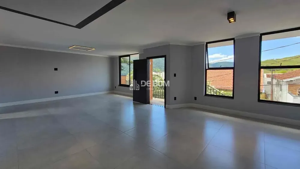 Casa, 4 quartos, 270 m² - Foto 7