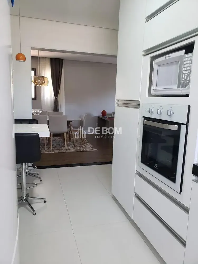 Apartamento, 3 quartos, 140 m² - Foto 2