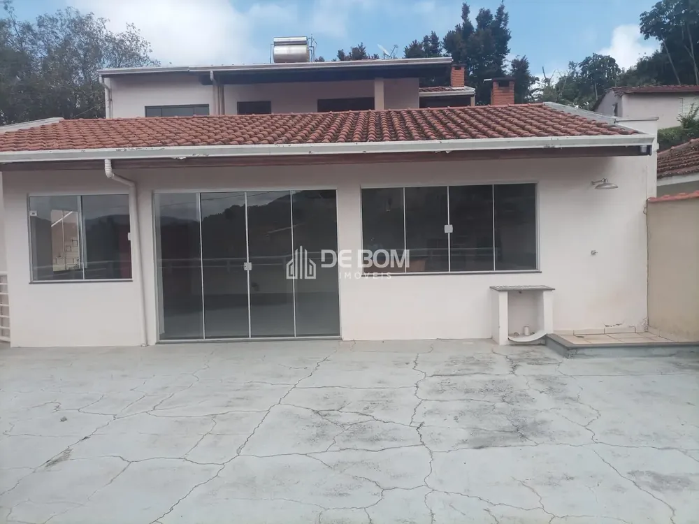Casa, 3 quartos, 231 m² - Foto 4