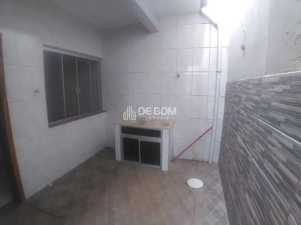Casa, 2 quartos, 375 m² - Foto 30