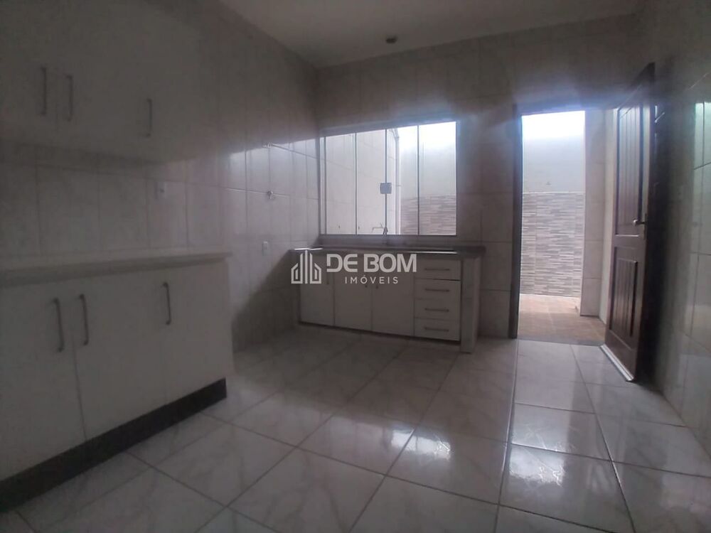 Casa, 2 quartos, 375 m² - Foto 3