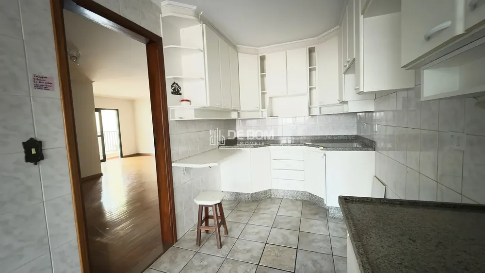 Apartamento, 3 quartos, 127 m² - Foto 2