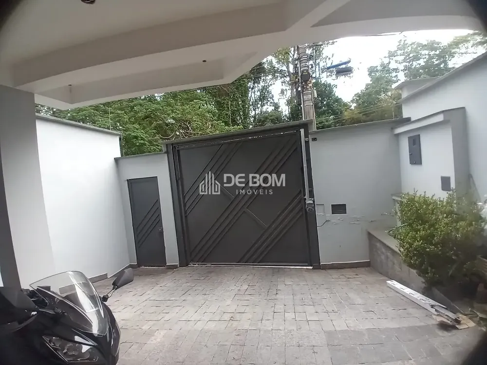 Casa, 3 quartos, 156 m² - Foto 1