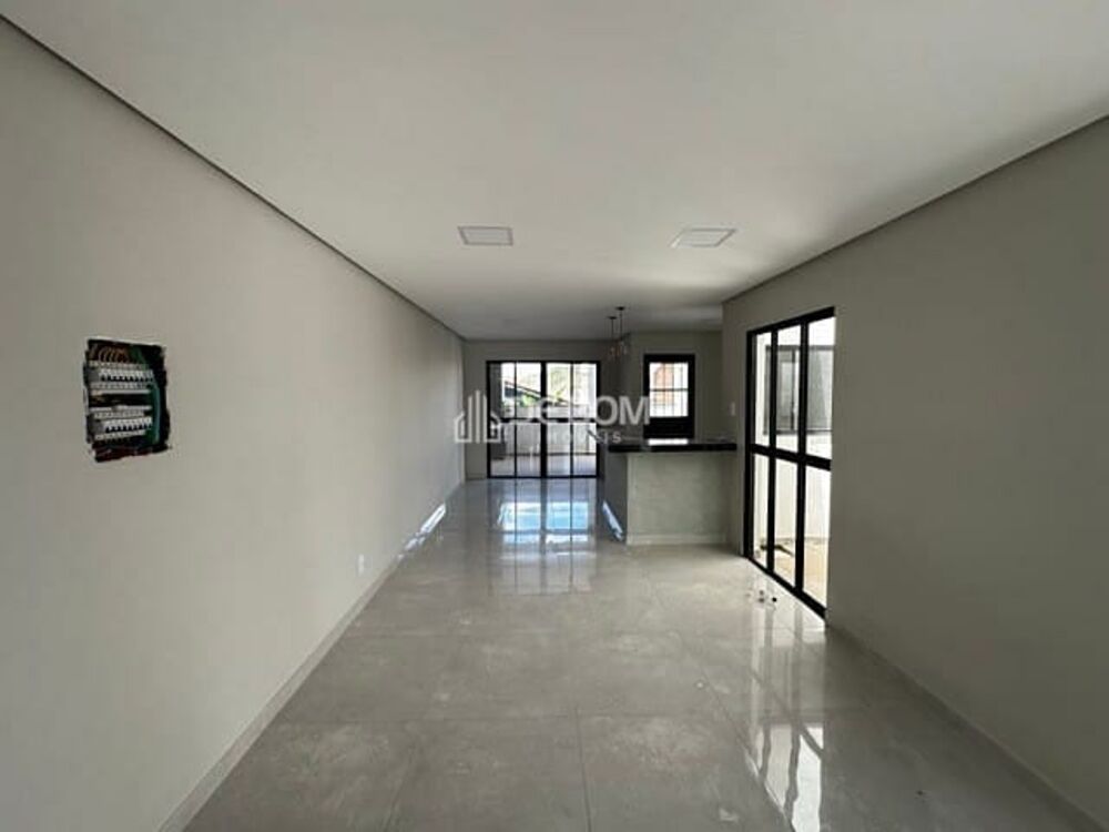 Casa, 3 quartos, 135 m² - Foto 2