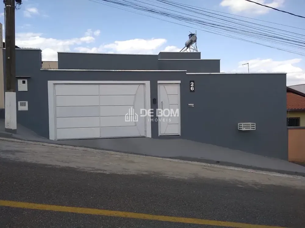 Casa, 3 quartos, 200 m² - Foto 1