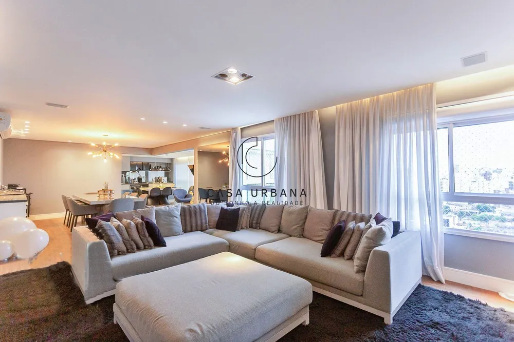 Apartamento, 3 quartos, 210 m² - Foto 1