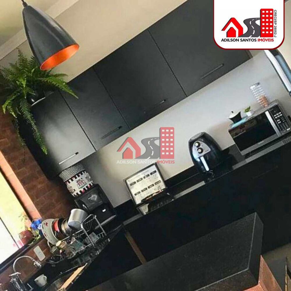 Casa à venda com 3 quartos, 250m² - Foto 7