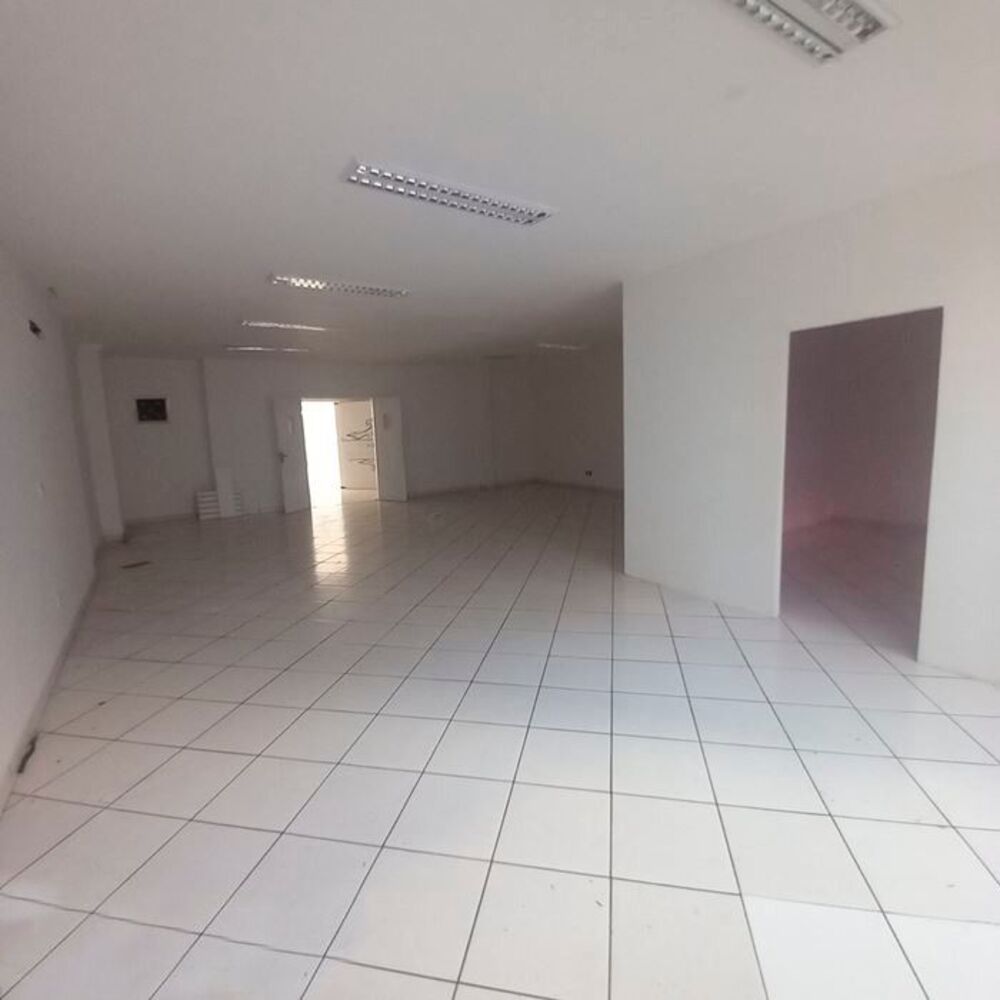 Prédio Inteiro para alugar, 550m² - Foto 3