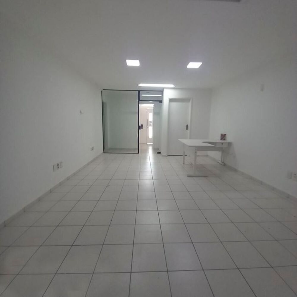 Prédio Inteiro para alugar, 550m² - Foto 4