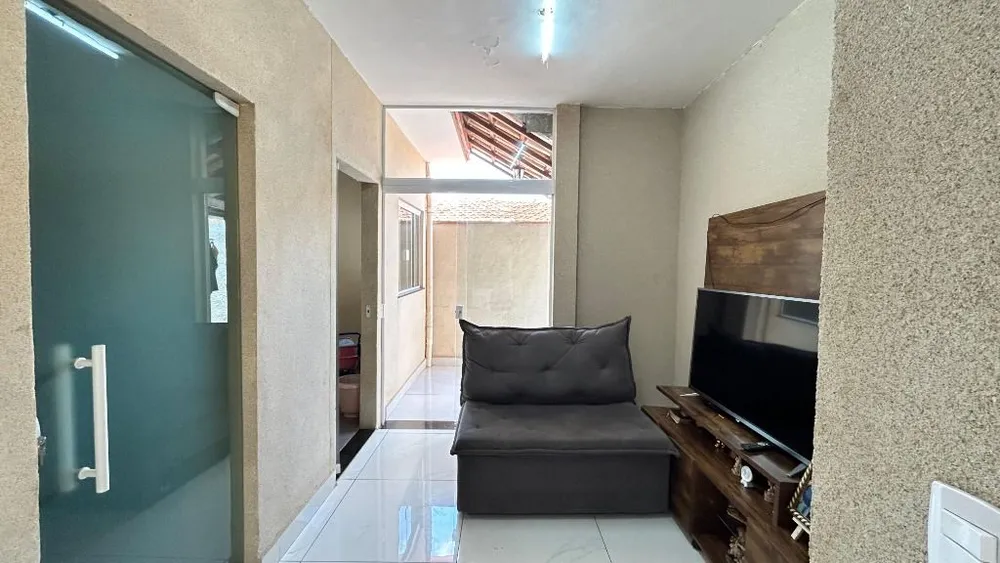 Casa, 3 quartos, 220 m² - Foto 2