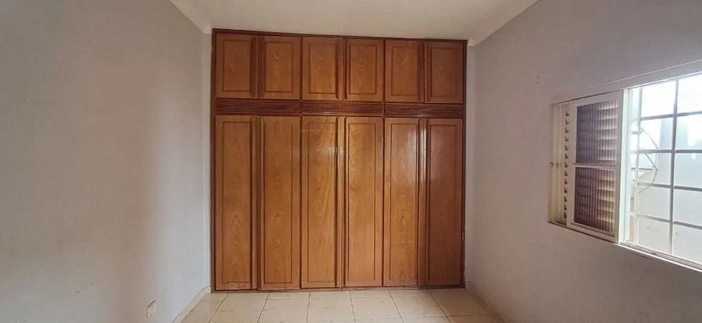 Casa, 4 quartos, 212 m² - Foto 1