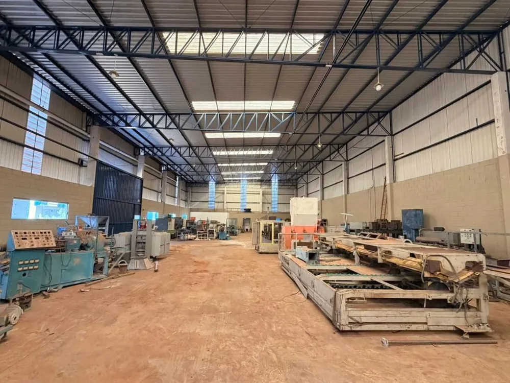 Depósito-Galpão, 800 m² - Foto 1