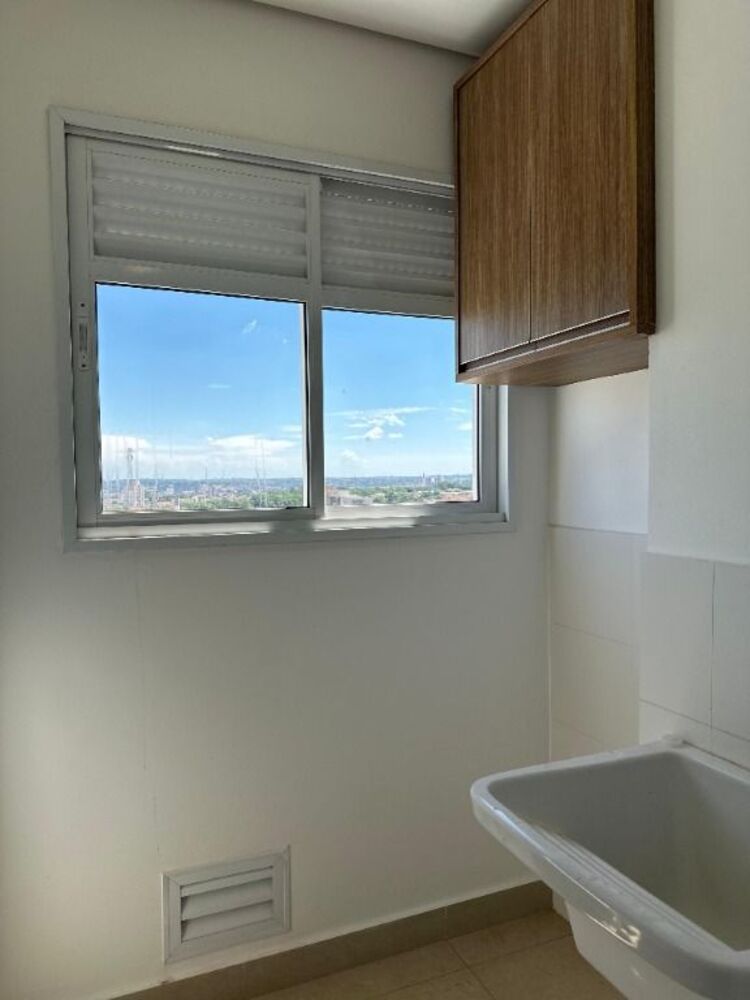 Apartamento à venda com 2 quartos, 66m² - Foto 4