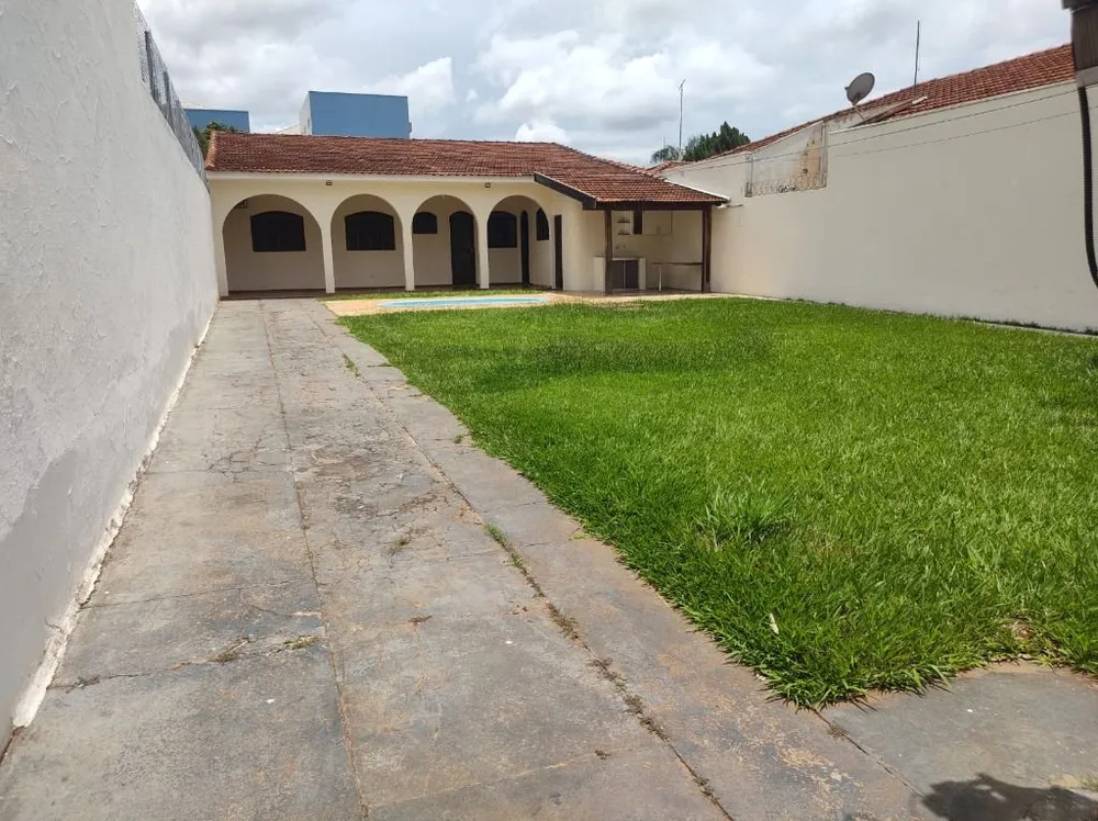 Casa, 2 quartos, 210 m² - Foto 2