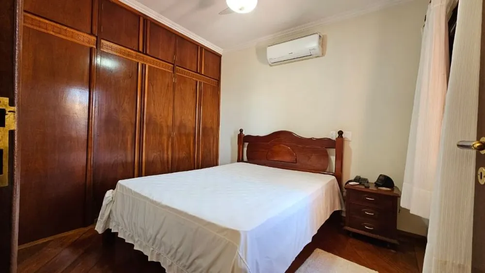 Casa, 4 quartos, 360 m² - Foto 1