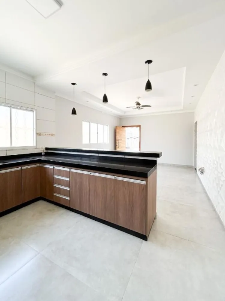 Casa, 3 quartos, 122 m² - Foto 2